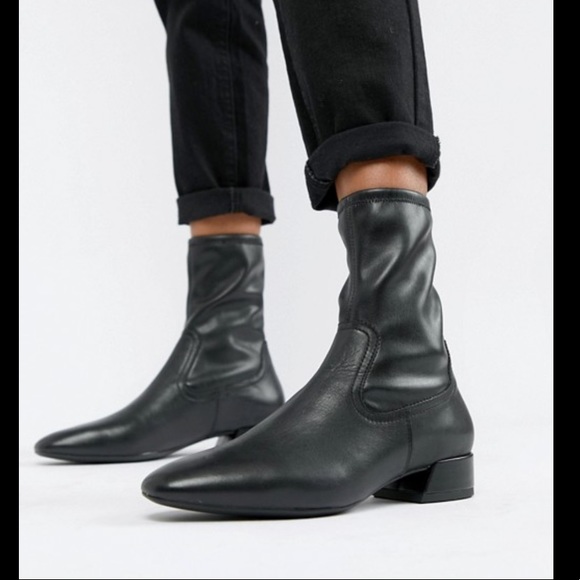 vagabond flat boots